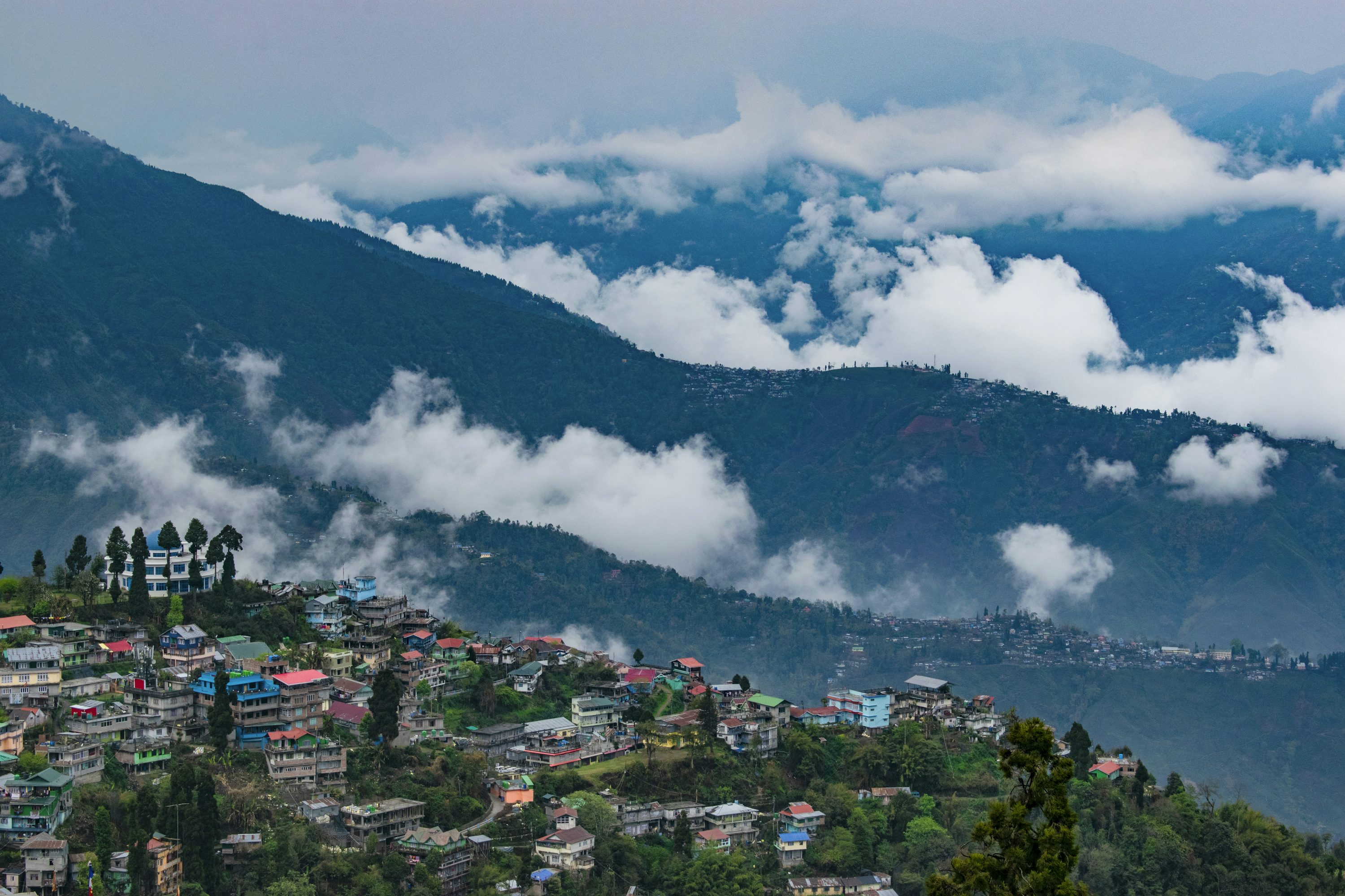 Darjeeling (Queen of The Hills)